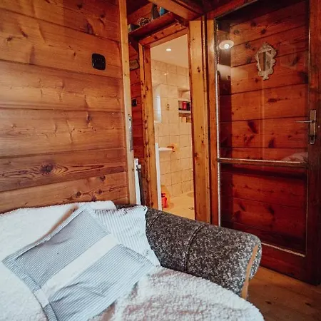 Chalet U Tesáku *
