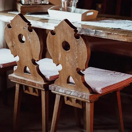 شاليه U Tesaku *